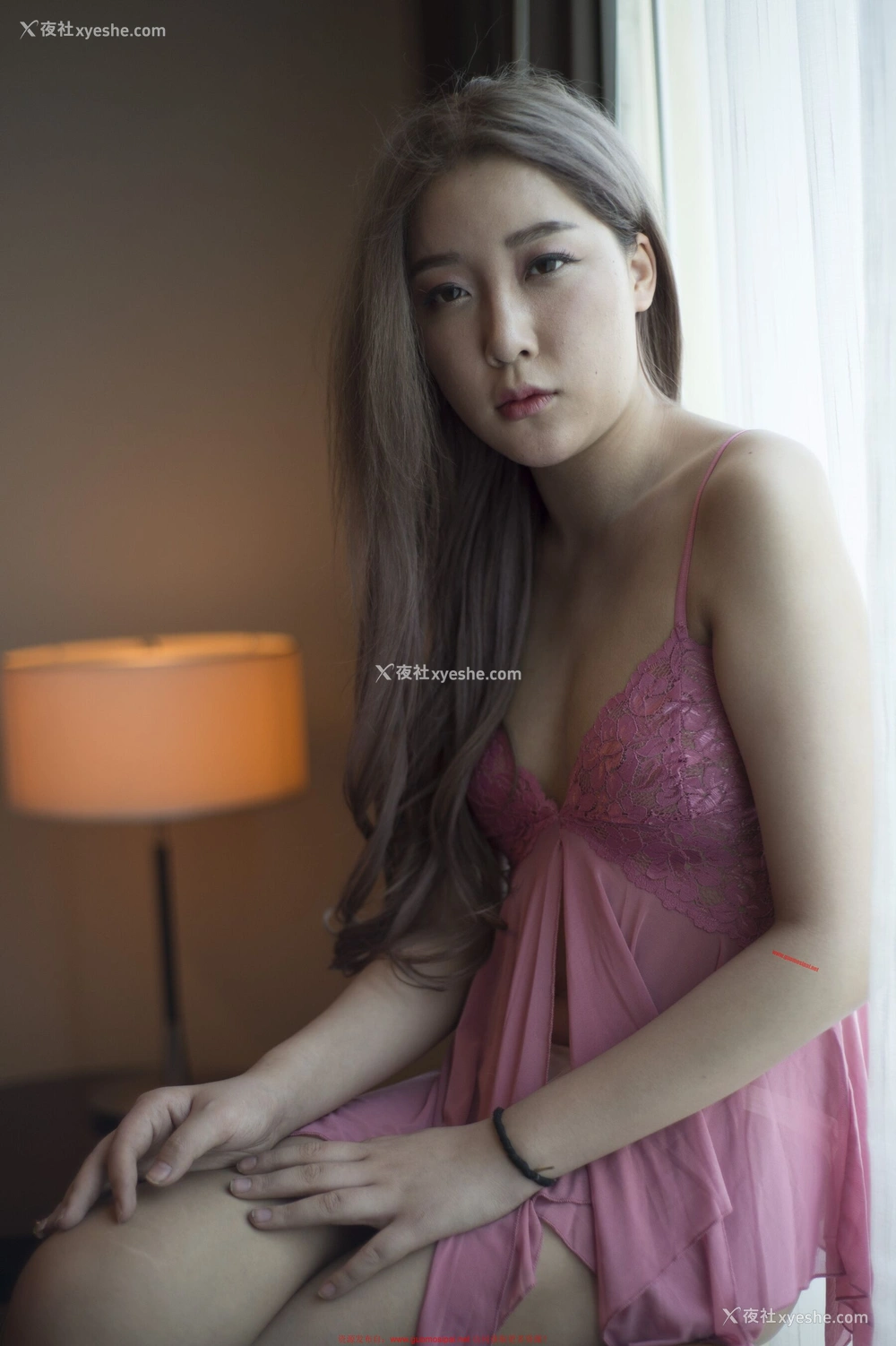 1P - 国模李粉姬人体私拍套图