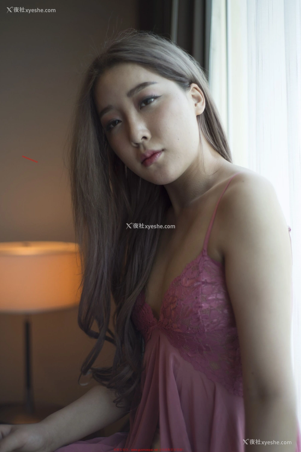 1P - 国模李粉姬人体私拍套图