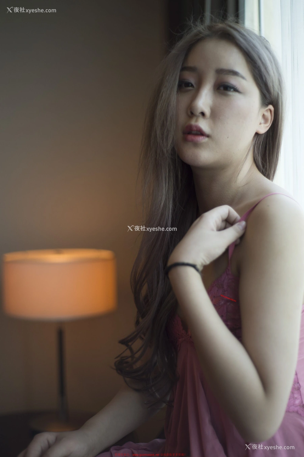 1P - 国模李粉姬人体私拍套图