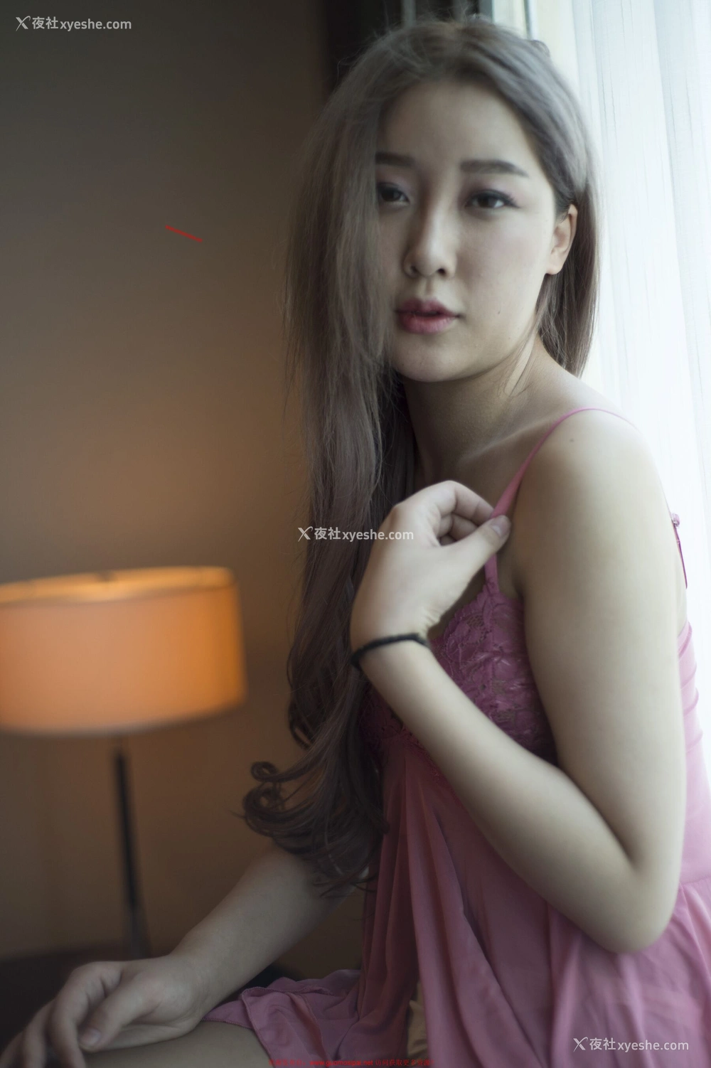 1P - 国模李粉姬人体私拍套图