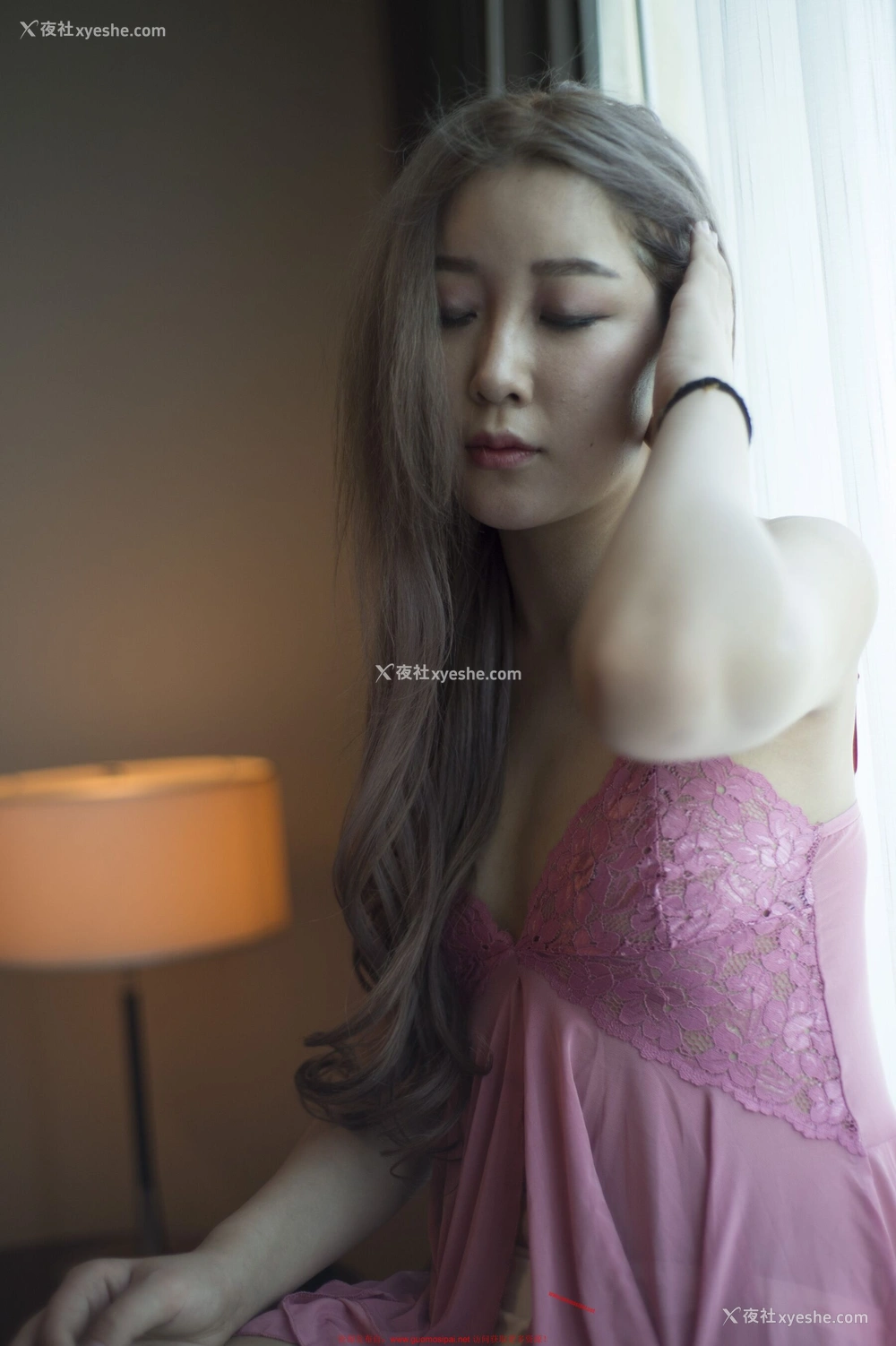 1P - 国模李粉姬人体私拍套图