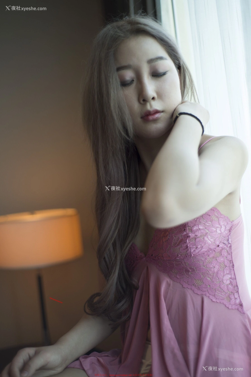 1P - 国模李粉姬人体私拍套图