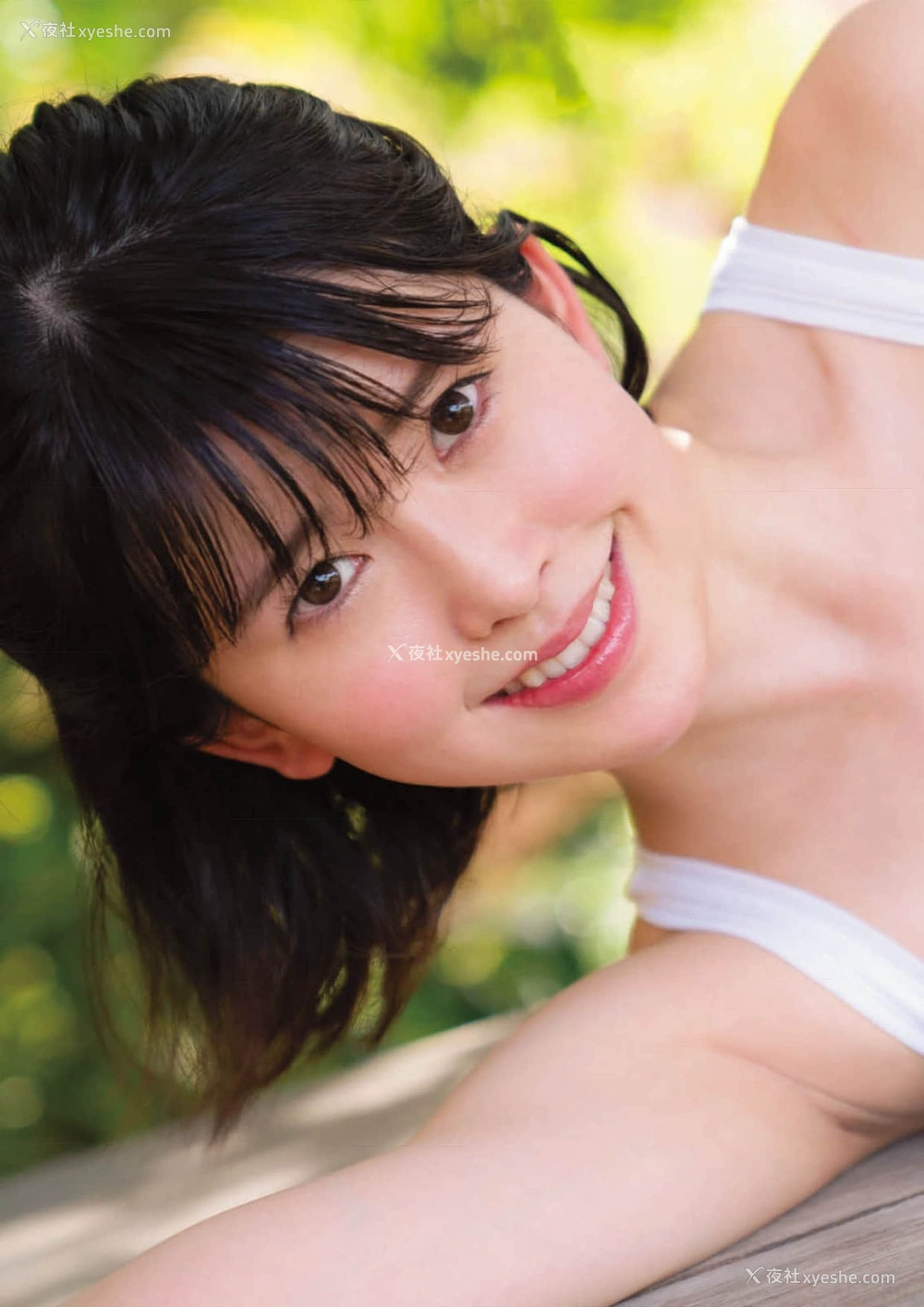1P - 明日见未来《1st写真集 あすみみ図鉴》