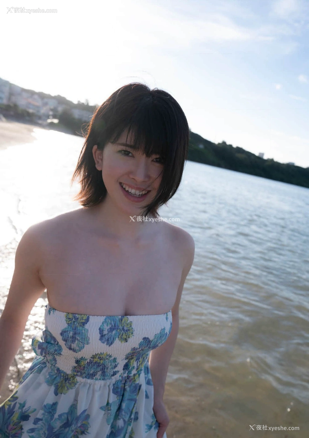 1P - 明日见未来《1st写真集 あすみみ図鉴》