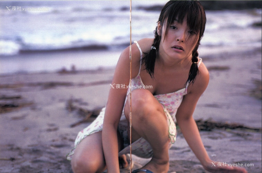 1P - 秋吉里香《Accidents TOKYO》
