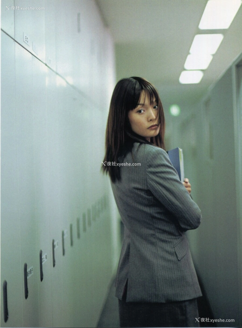1P - 秋吉里香《Accidents TOKYO》