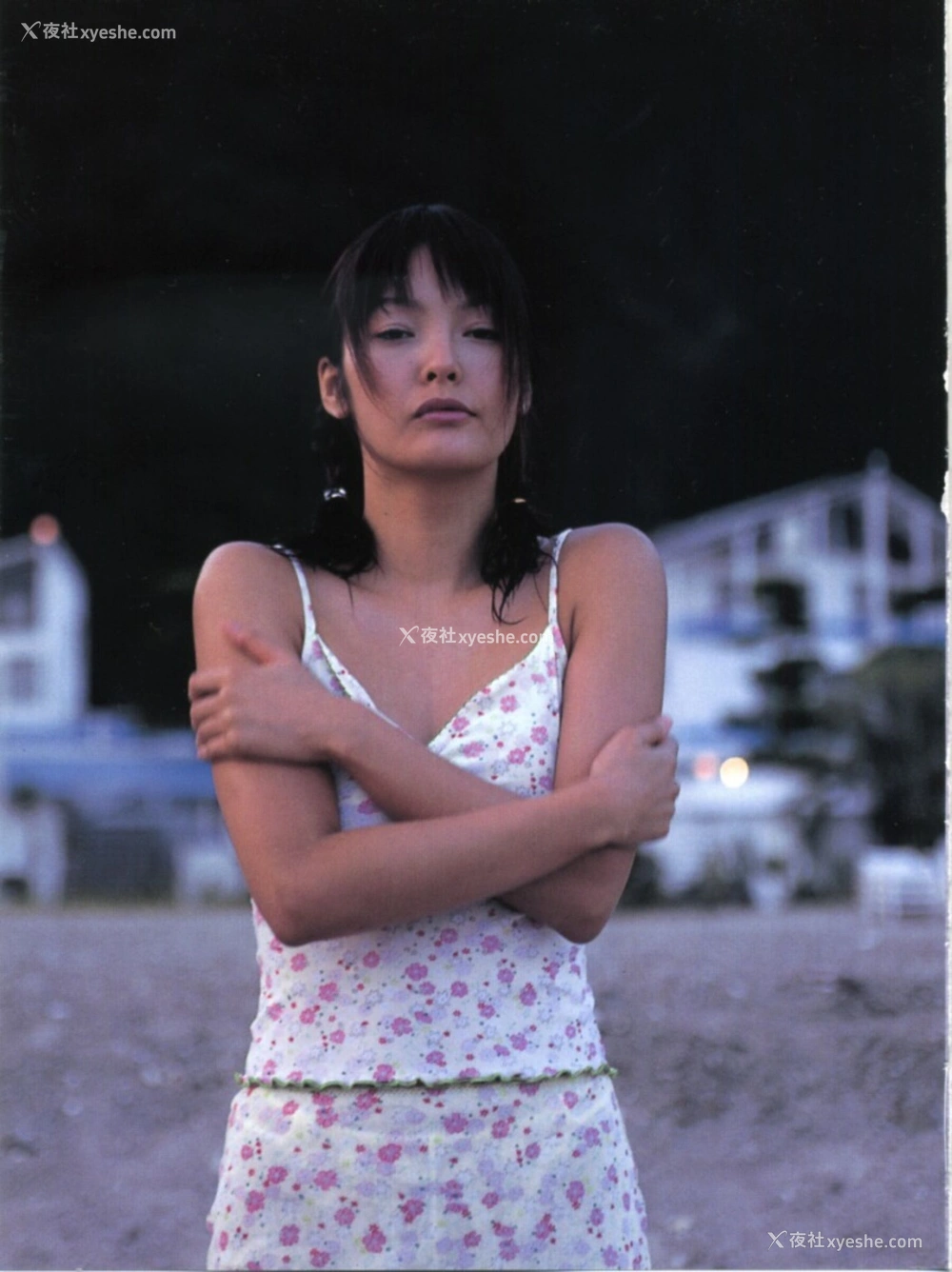 1P - 秋吉里香《Accidents TOKYO》