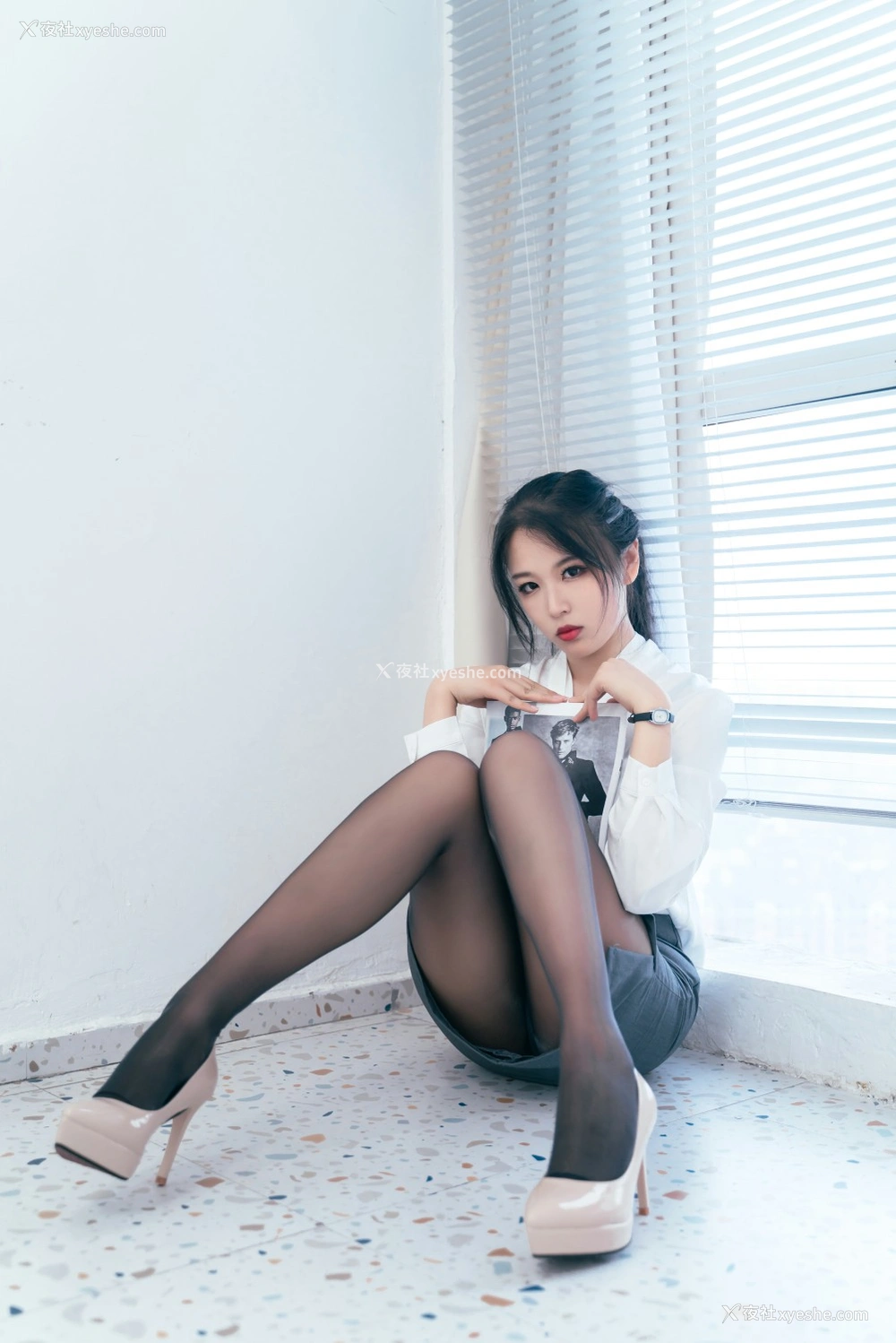 1P - 轩萧学姐 – OL
