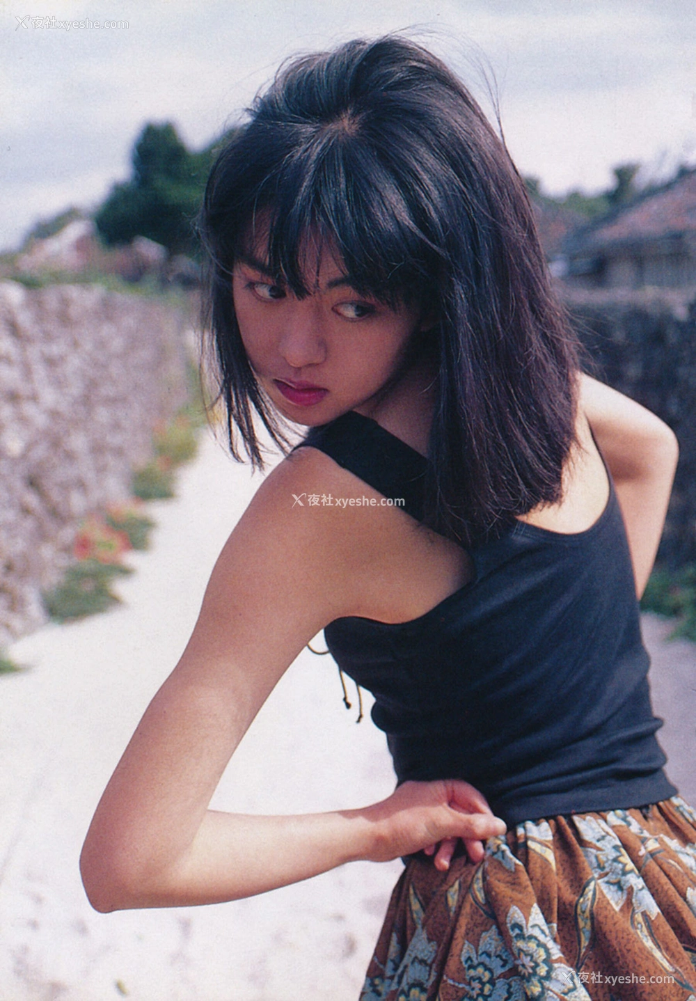 1P - 山本奈津子&鹫尾伊沙子《いさ子の夏 奈津子の冬》