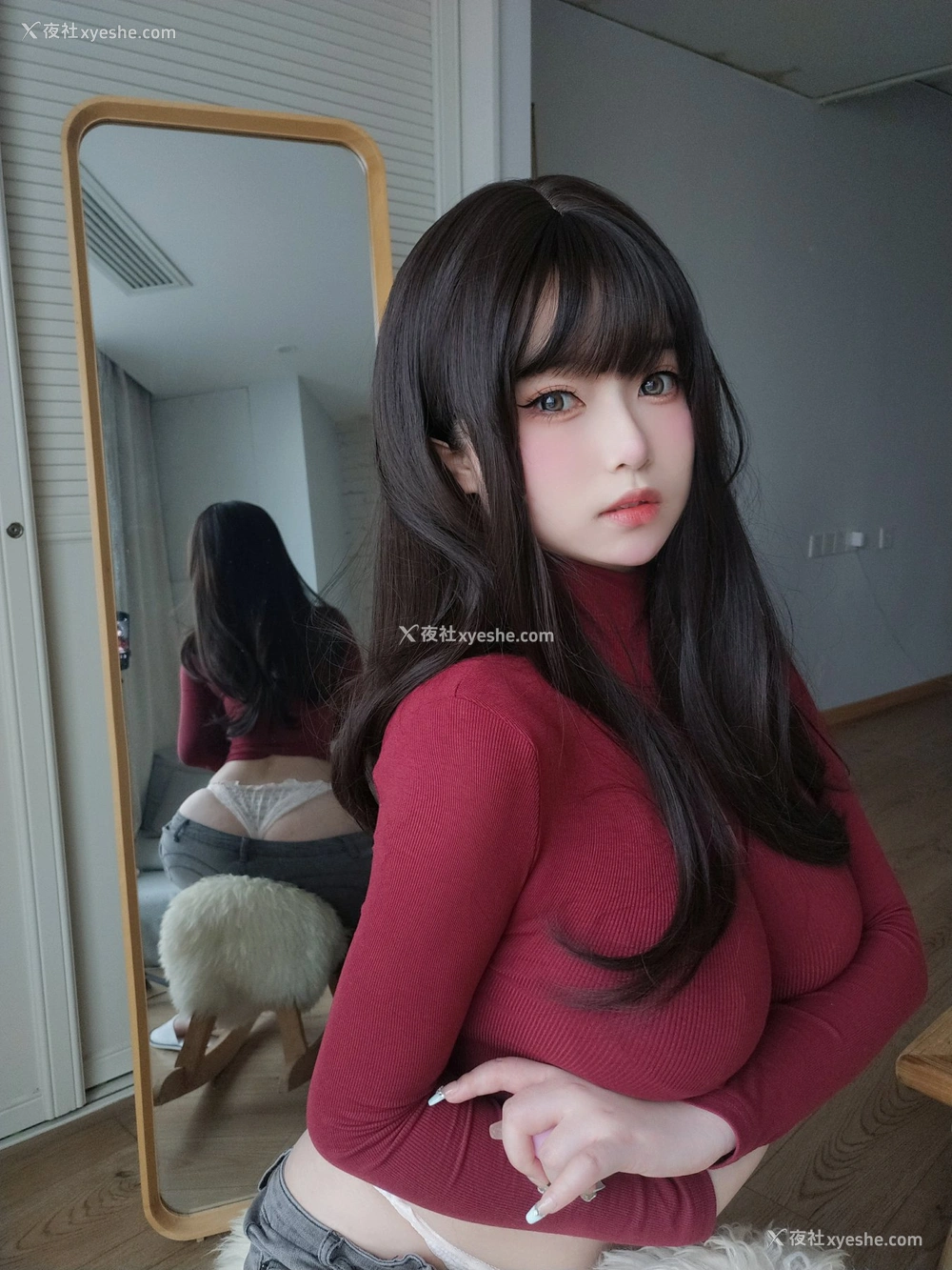 1P - 女主K – 红色毛衣的丰满妹妹