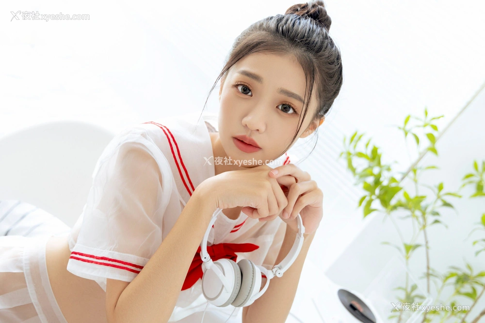 1P - 妍妍《电竞少女》