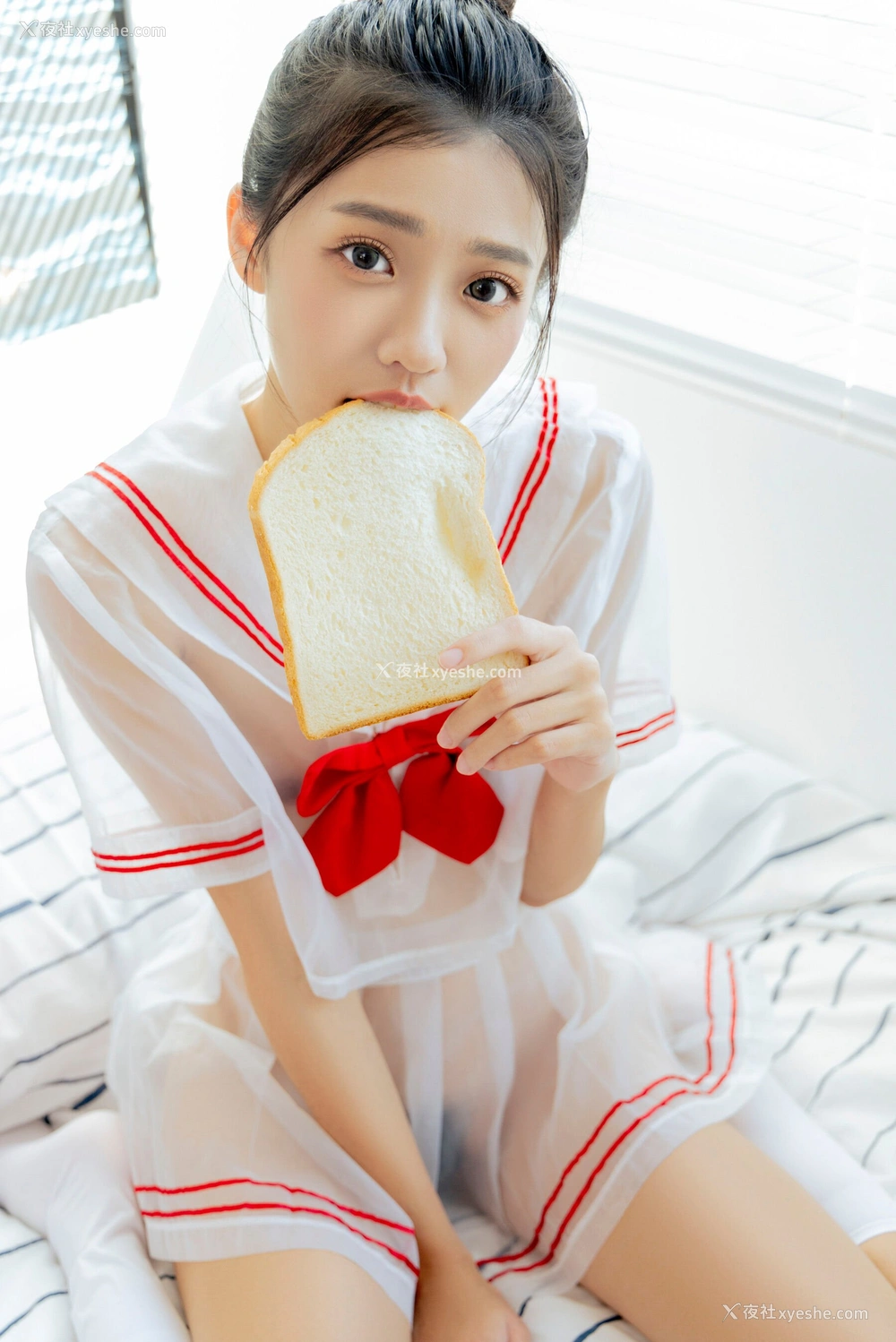 1P - 妍妍《电竞少女》