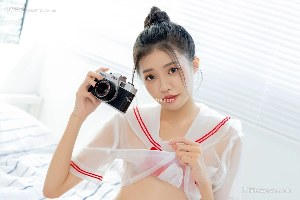 1P - 妍妍《电竞少女》