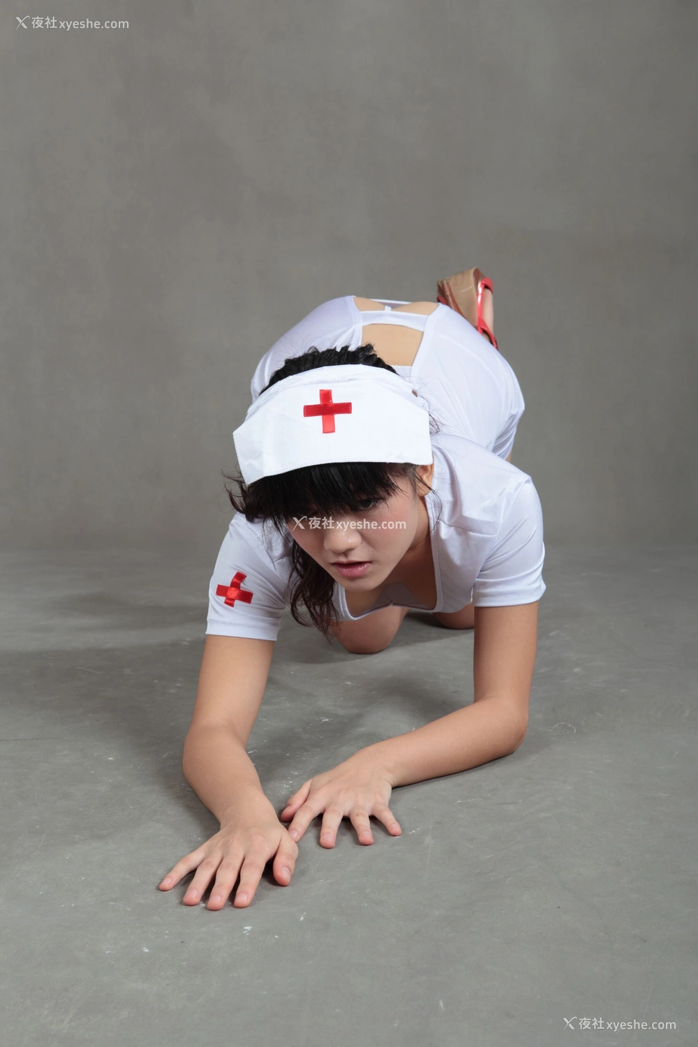 1P - 国模菜刀女孩人体私拍套图