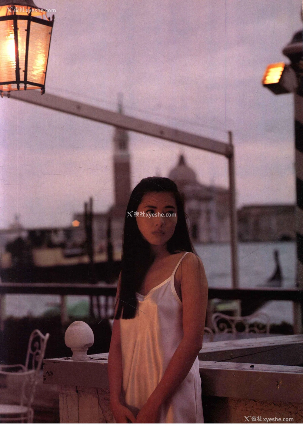 1P - 李丽珍《水城写真集》
