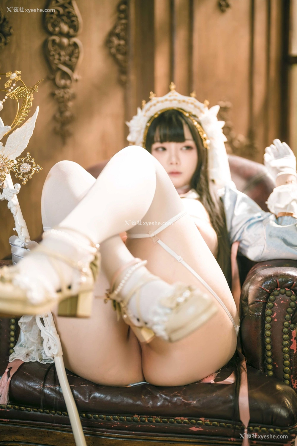 1P - 落落Raku《Lily White》