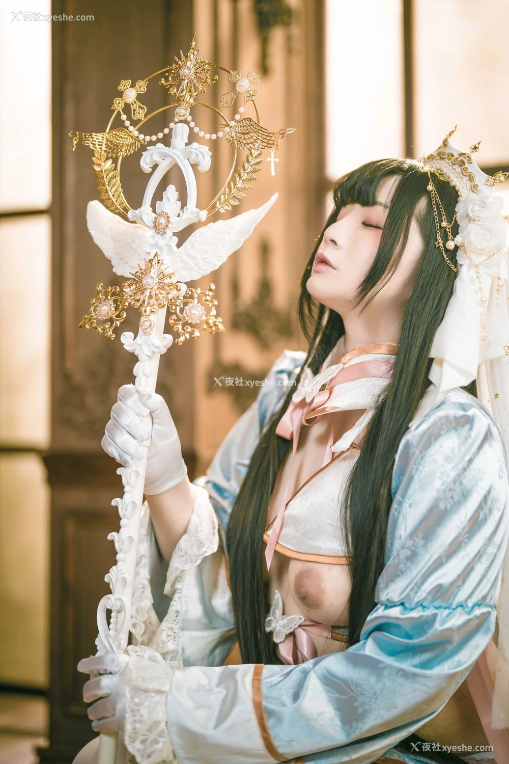 1P - 落落Raku《Lily White》