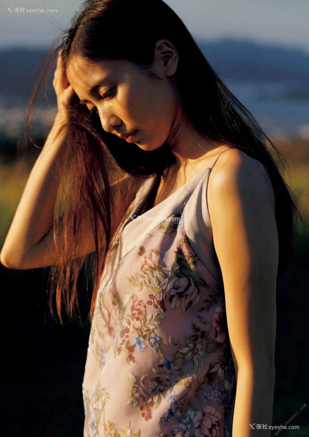 1P - 佐野日向子《COLORS》