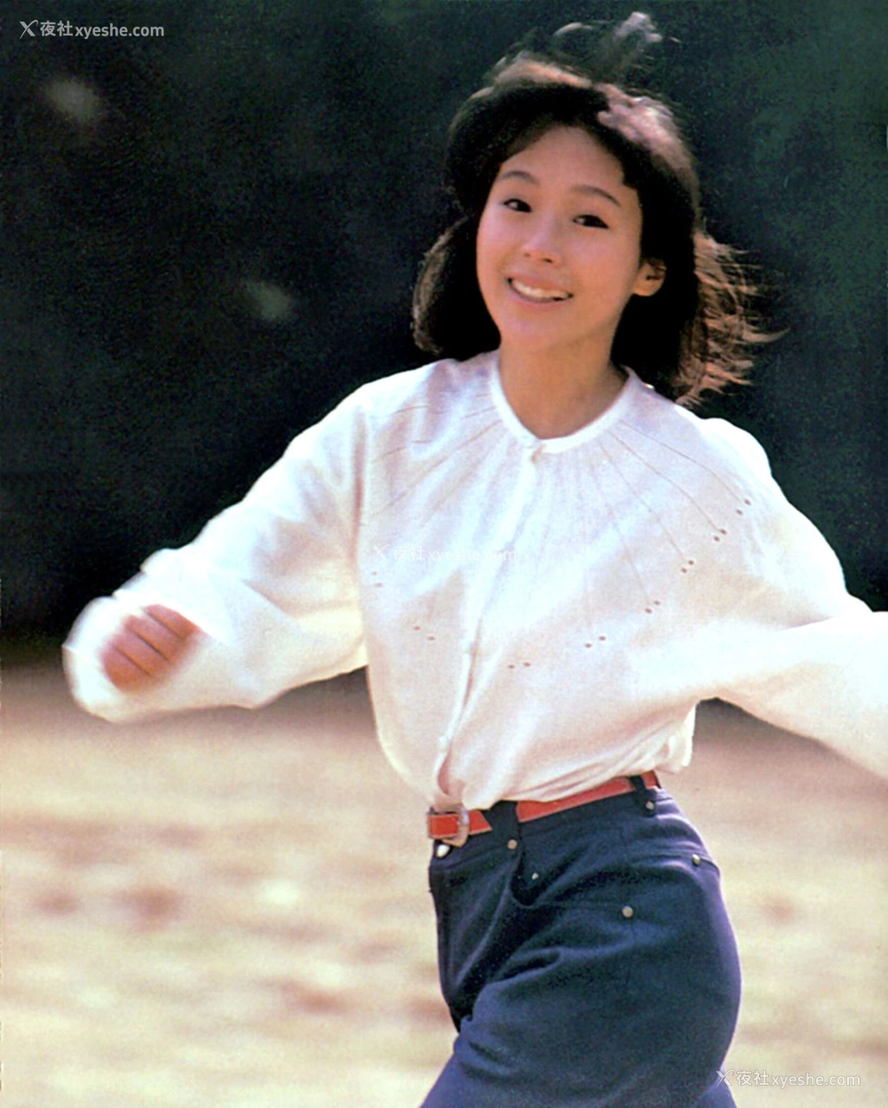1P - 石井めぐみ《そっと》