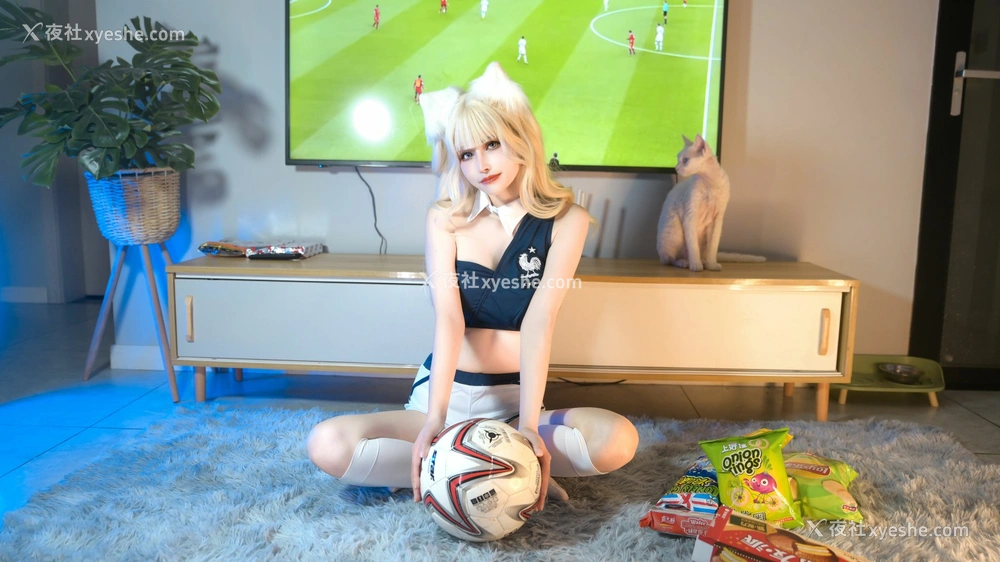 1P - 鹿八岁 – 足球少女