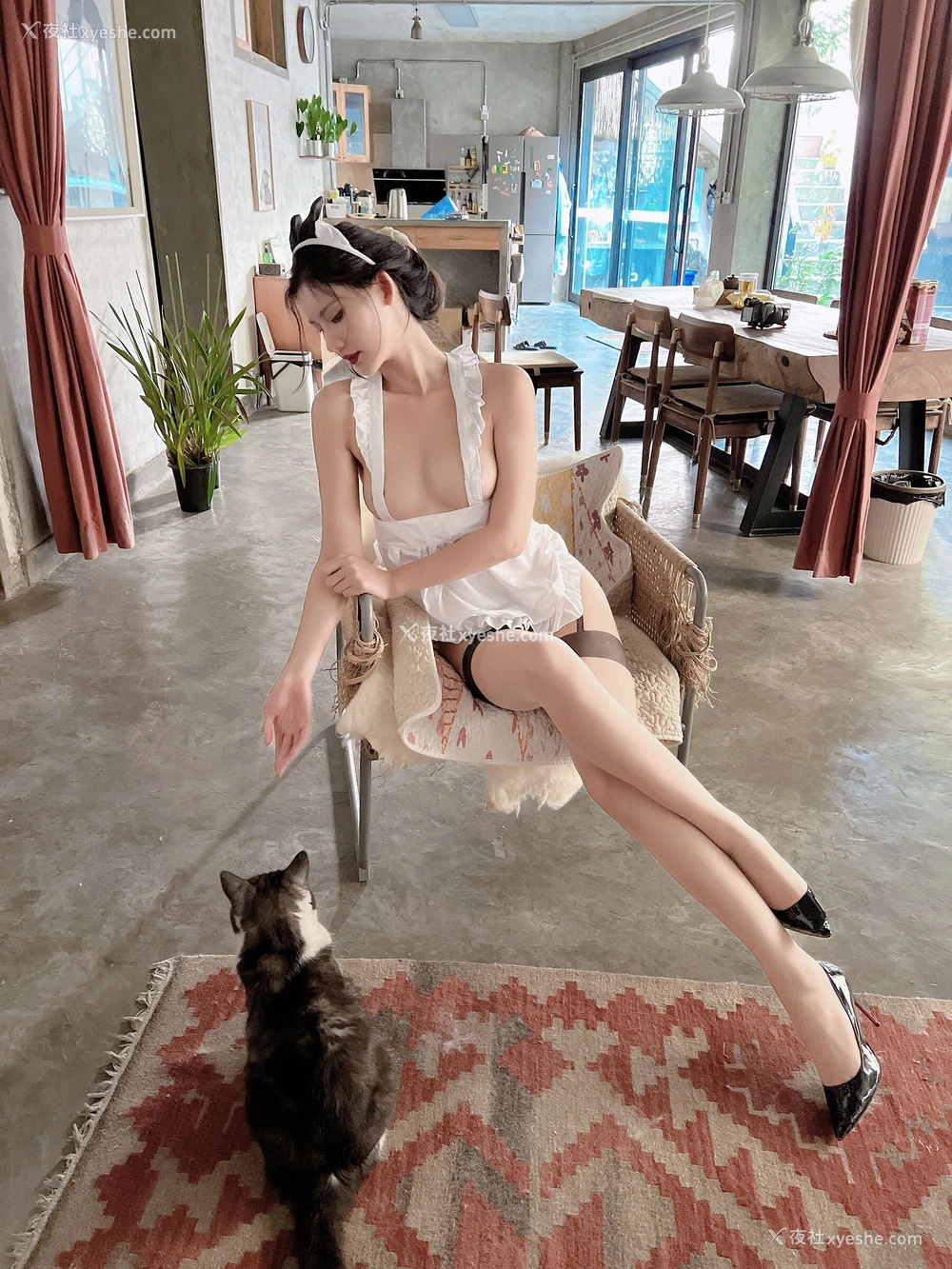 1P - 就是阿朱啊《女仆与猫》