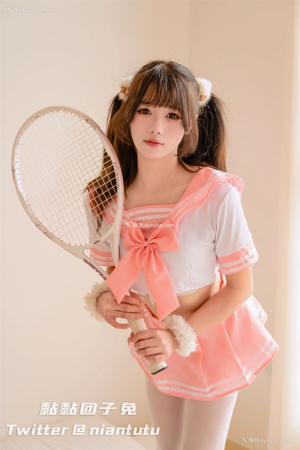1P - 黏黏团子兔《JK女仆》