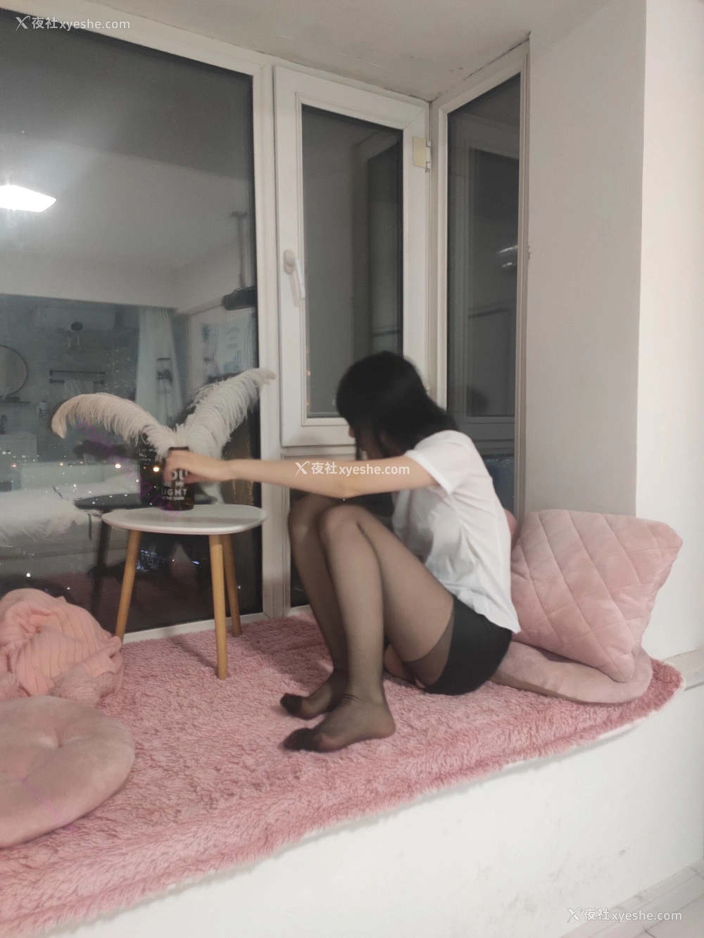 1P - 国模飞飞（高任飞）大尺度人体私拍套图