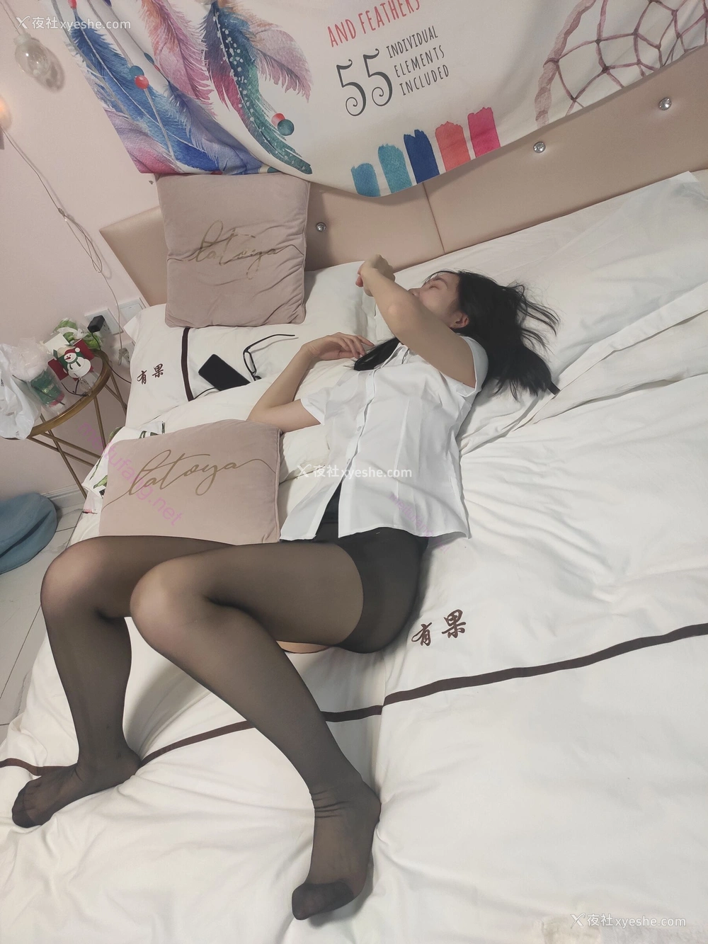 1P - 国模飞飞（高任飞）大尺度人体私拍套图