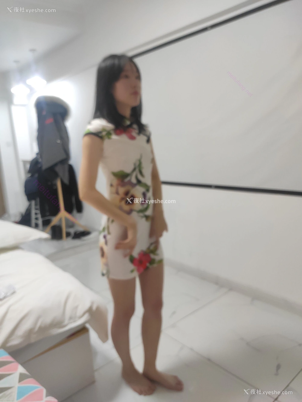 1P - 国模飞飞（高任飞）大尺度人体私拍套图