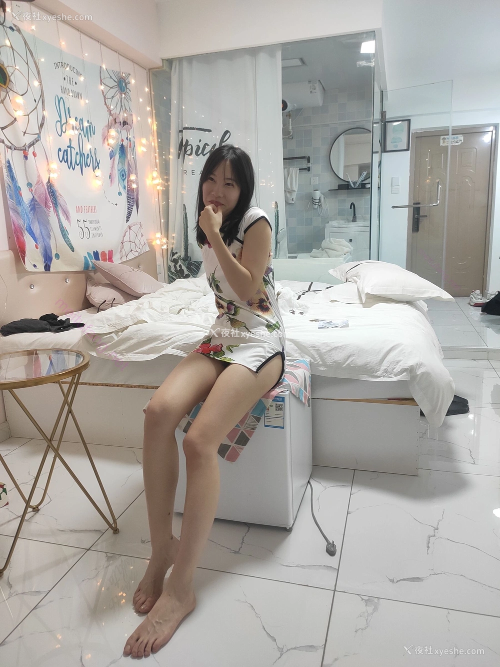 1P - 国模飞飞（高任飞）大尺度人体私拍套图