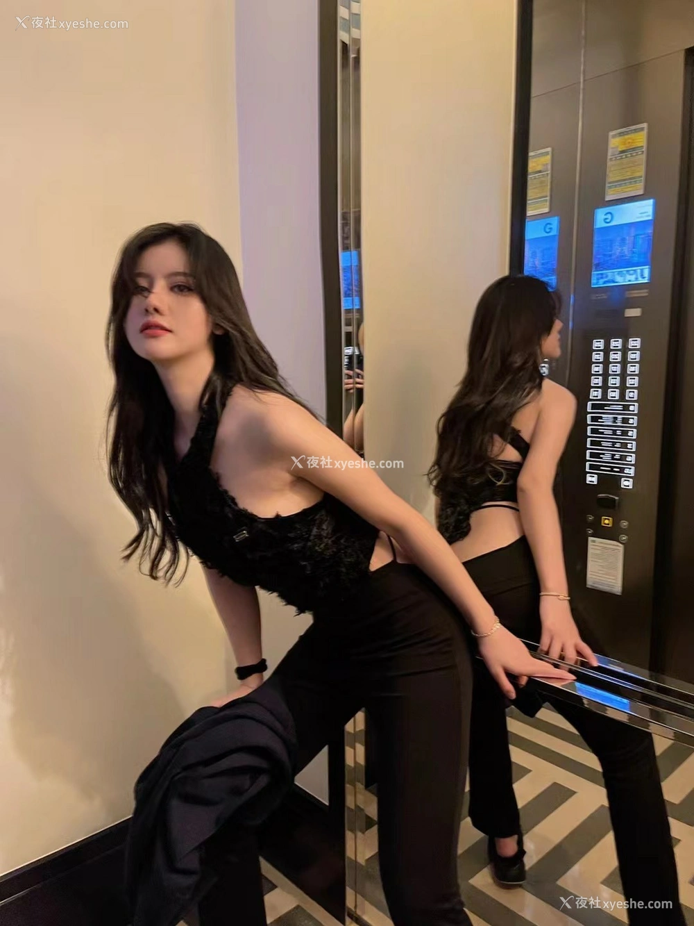 1P - 就是阿朱啊 – 私拍写真
