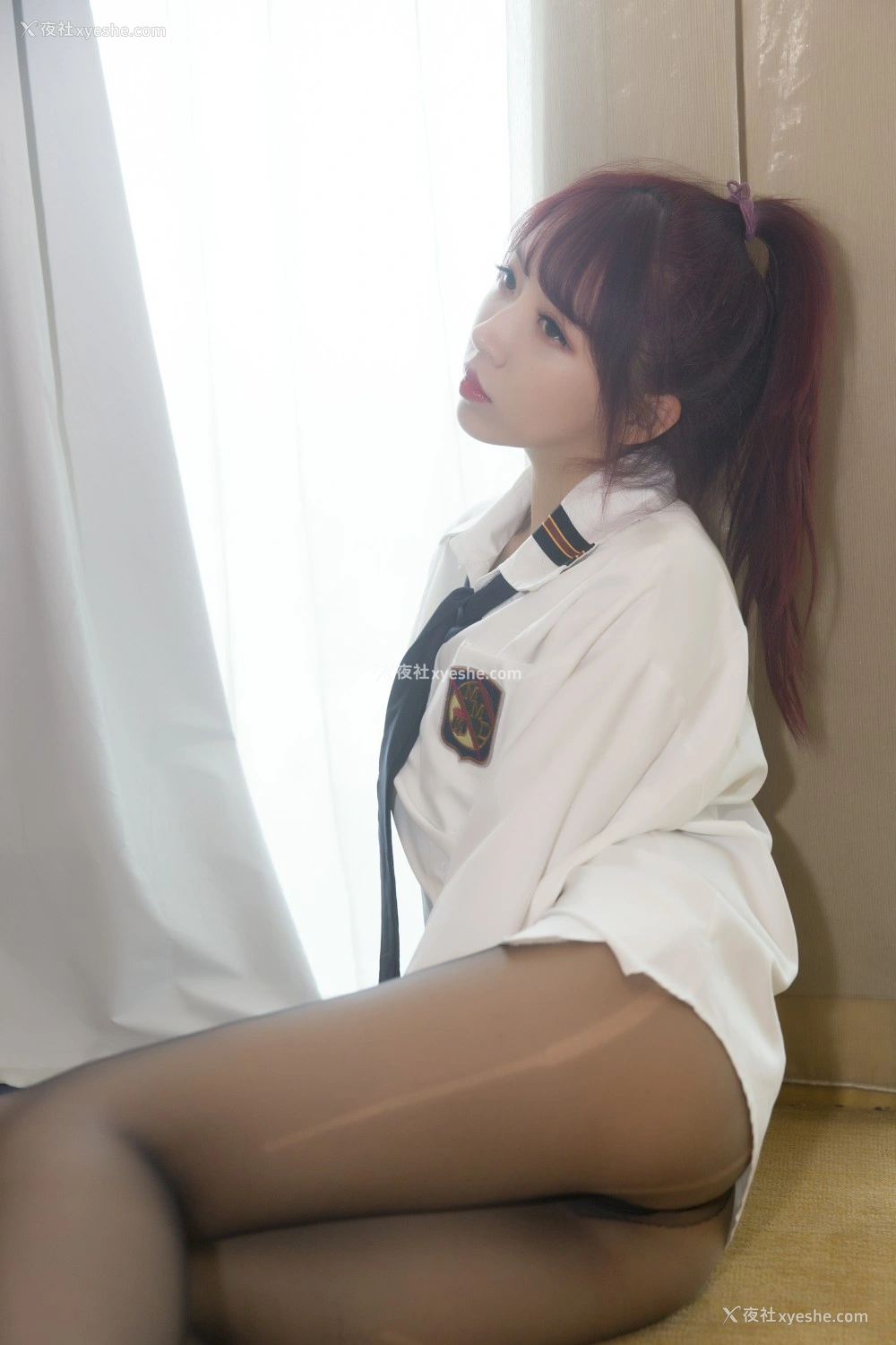 1P - 小女巫露娜 – 白衬衣