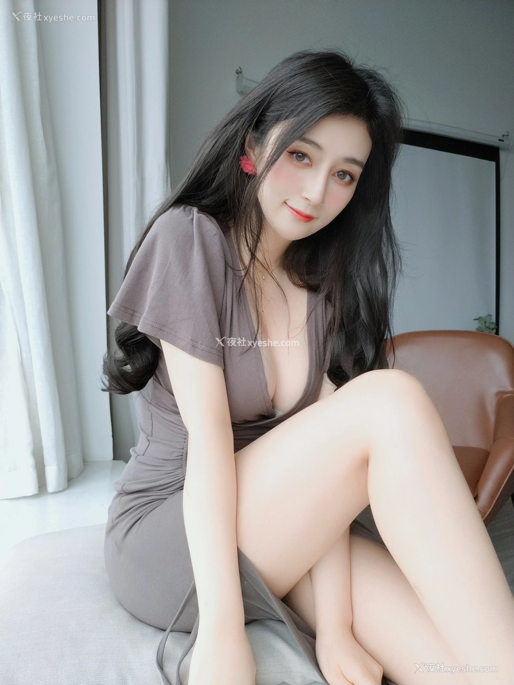 1P - 白银81 – 风情美妇