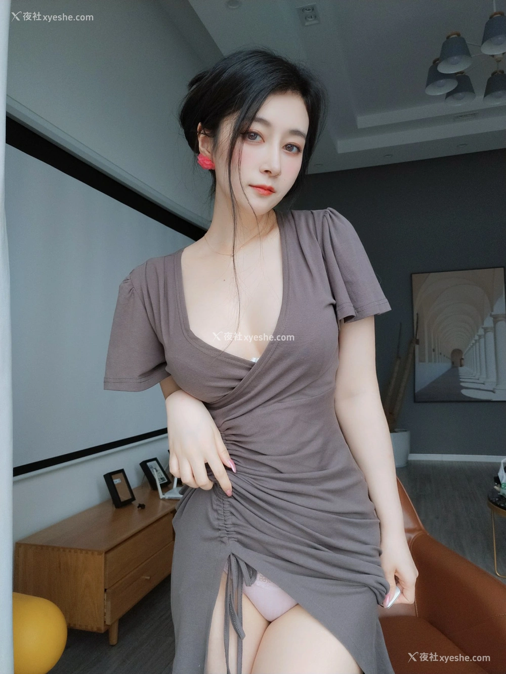 1P - 白银81 – 风情美妇