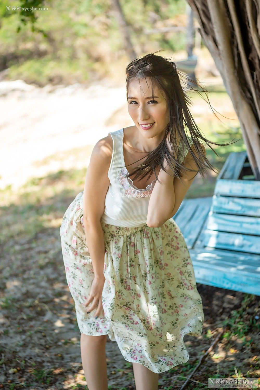 1P - JULIA《The Cool Beauty》