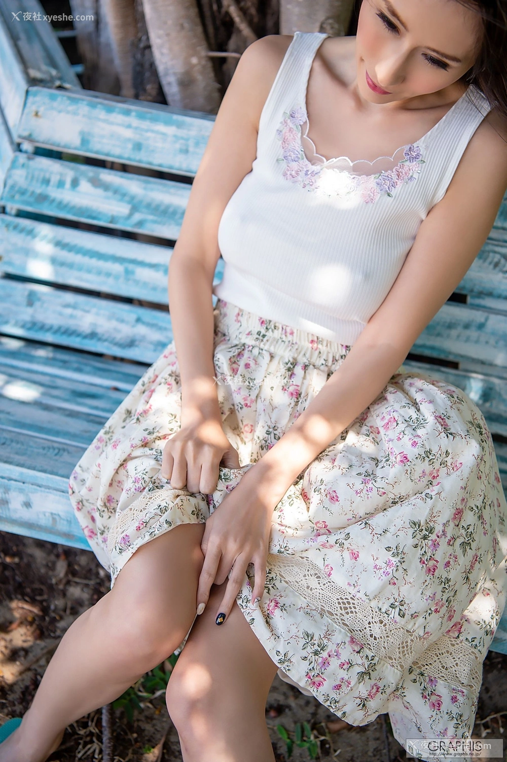 1P - JULIA《The Cool Beauty》