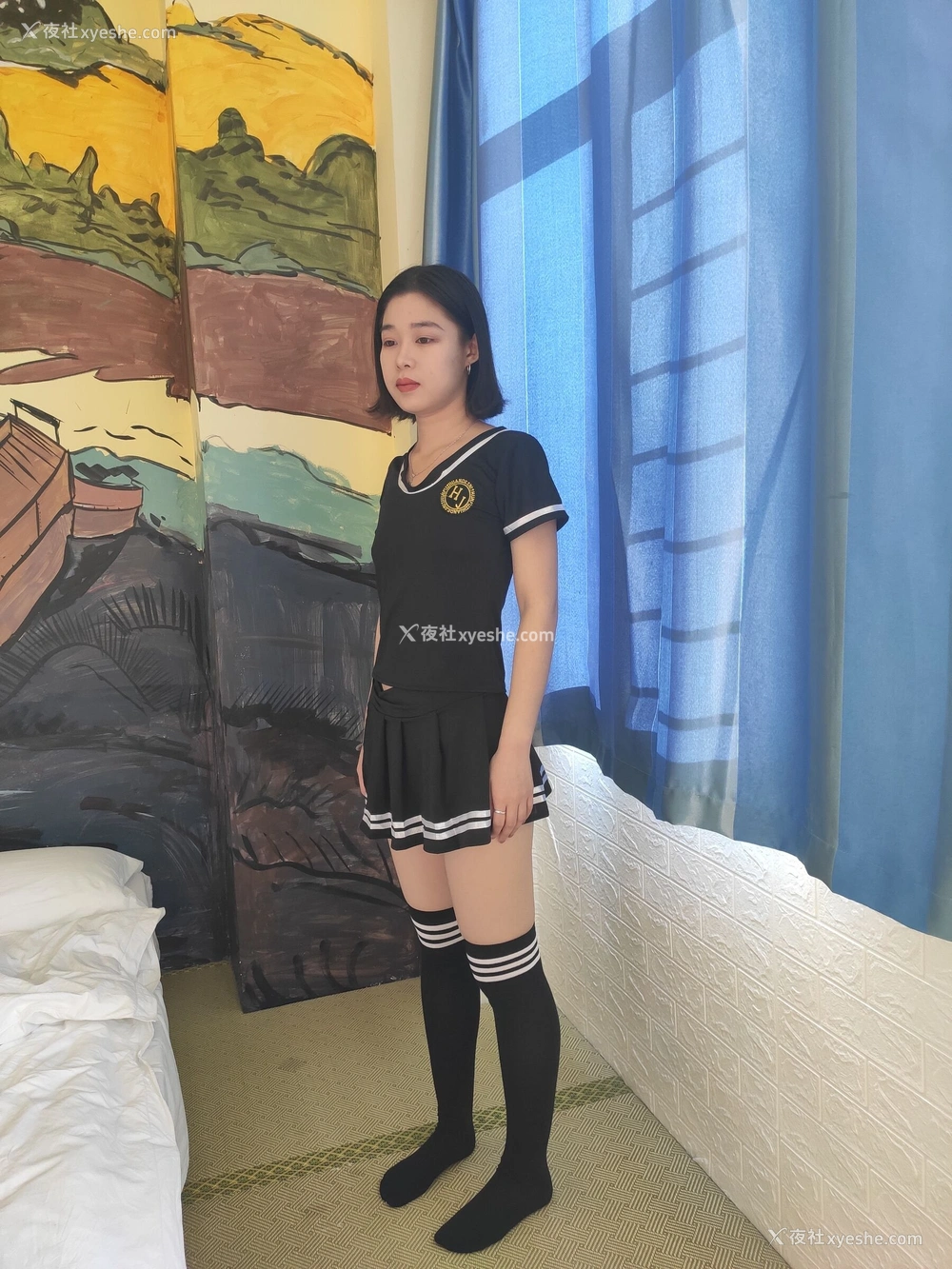 1P - 国模周婧娉大尺度人体私拍套图