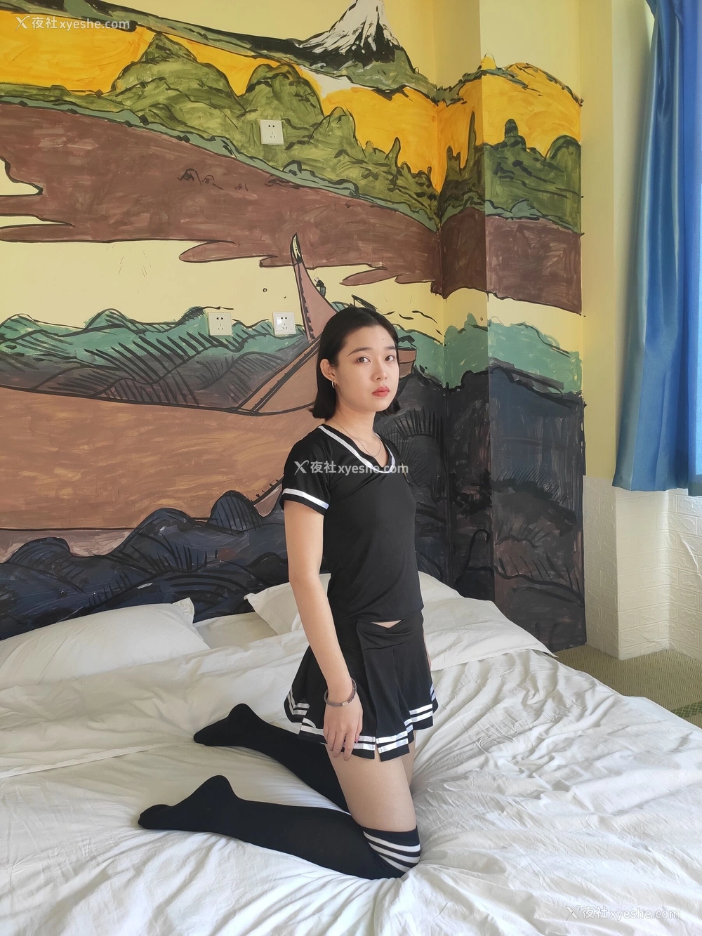 1P - 国模周婧娉大尺度人体私拍套图