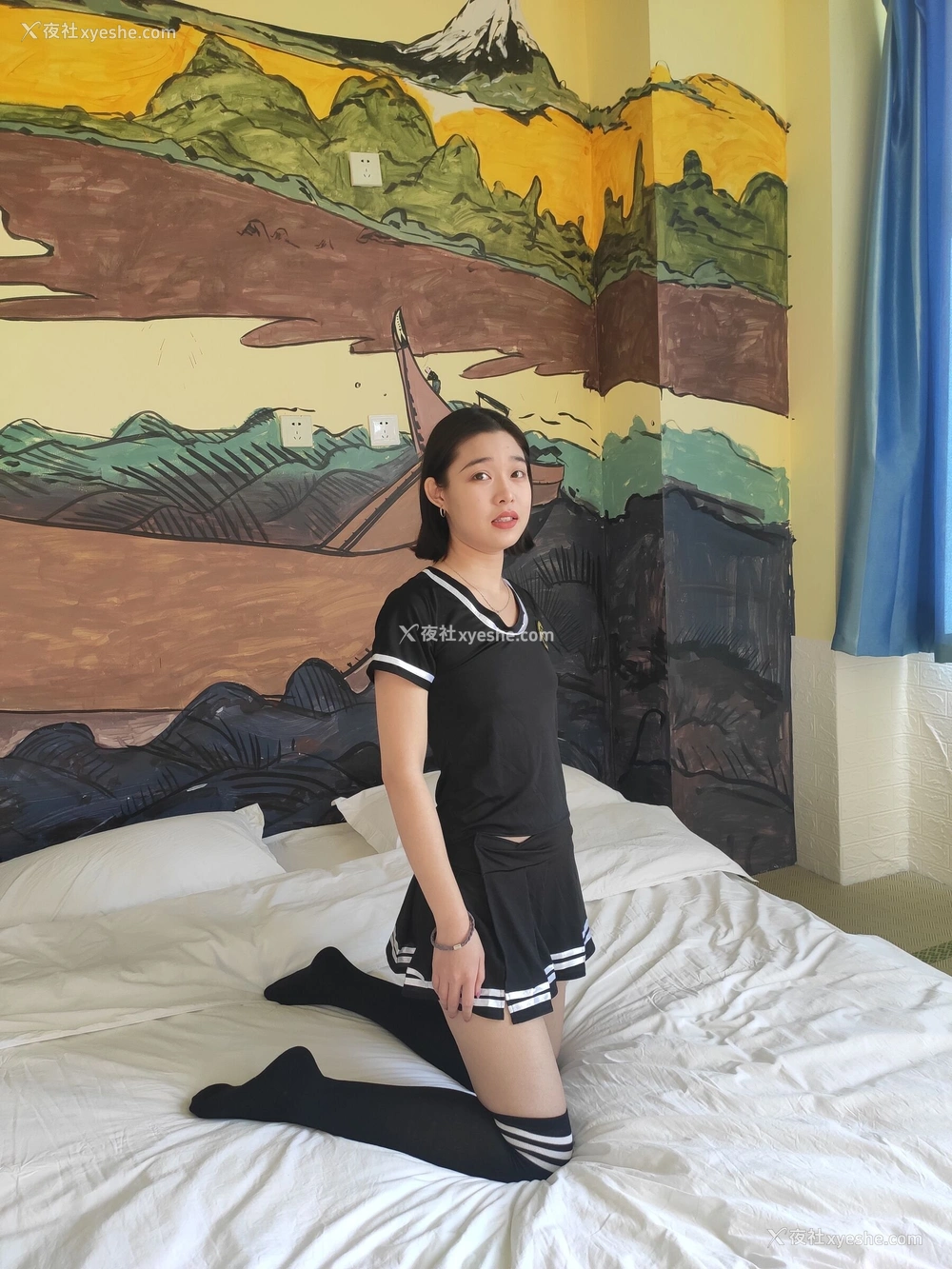 1P - 国模周婧娉大尺度人体私拍套图