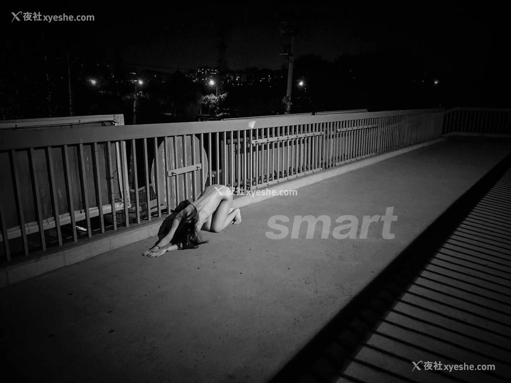1P - 摄影师@slavesmart《极限裸露&捆绑作品集》