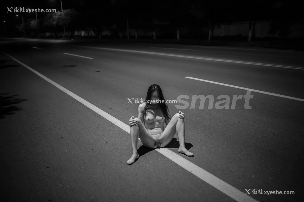 1P - 摄影师@slavesmart《极限裸露&捆绑作品集》