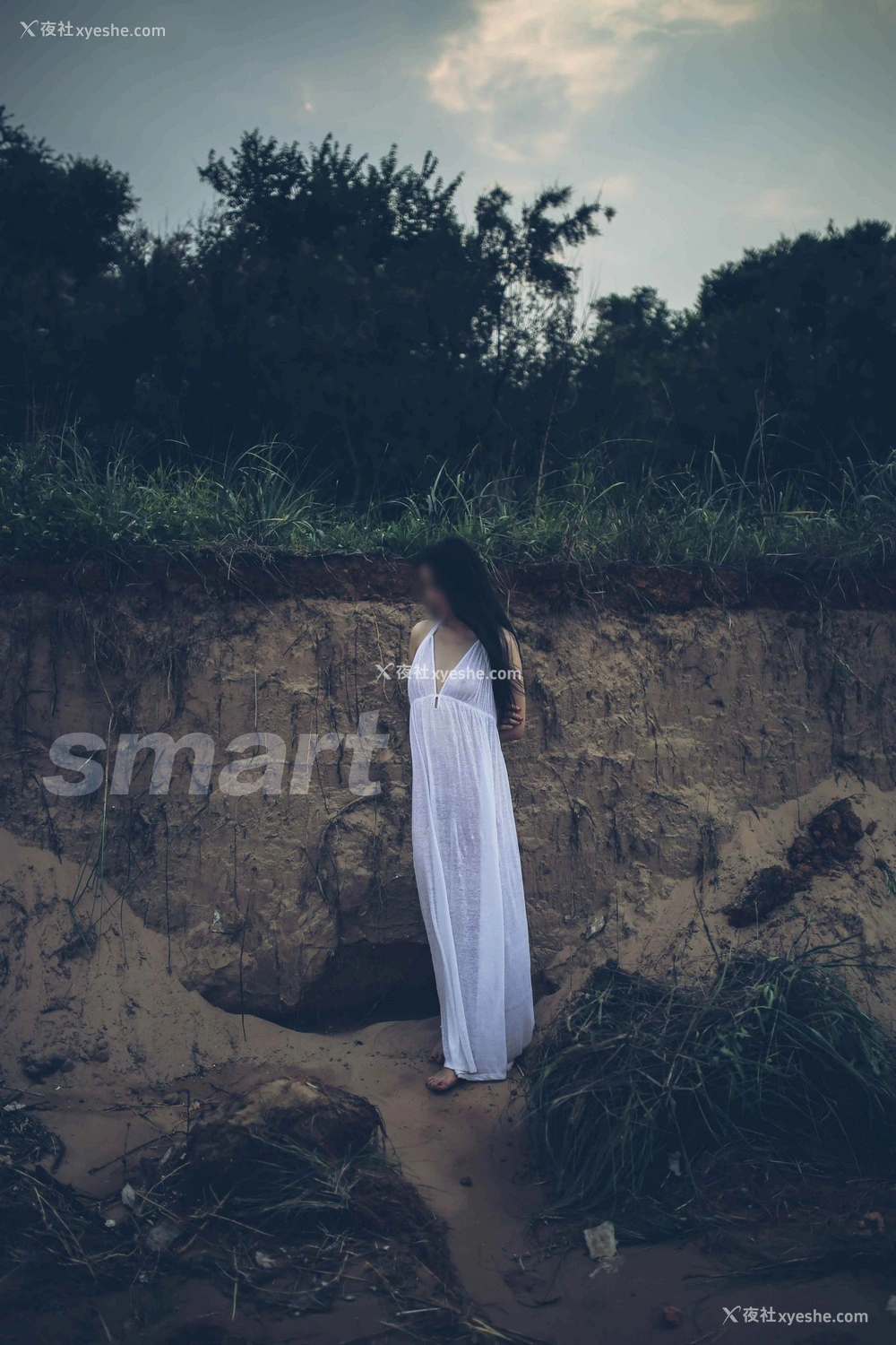 1P - 摄影师@slavesmart《极限裸露&捆绑作品集》