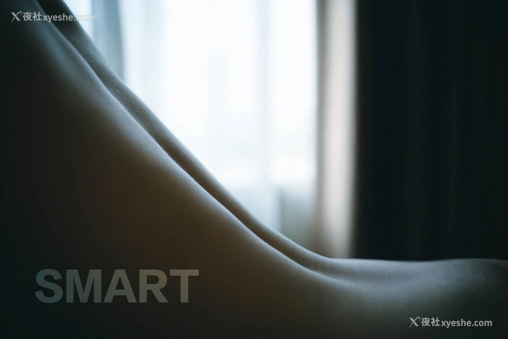 1P - 摄影师@slavesmart《极限裸露&捆绑作品集》