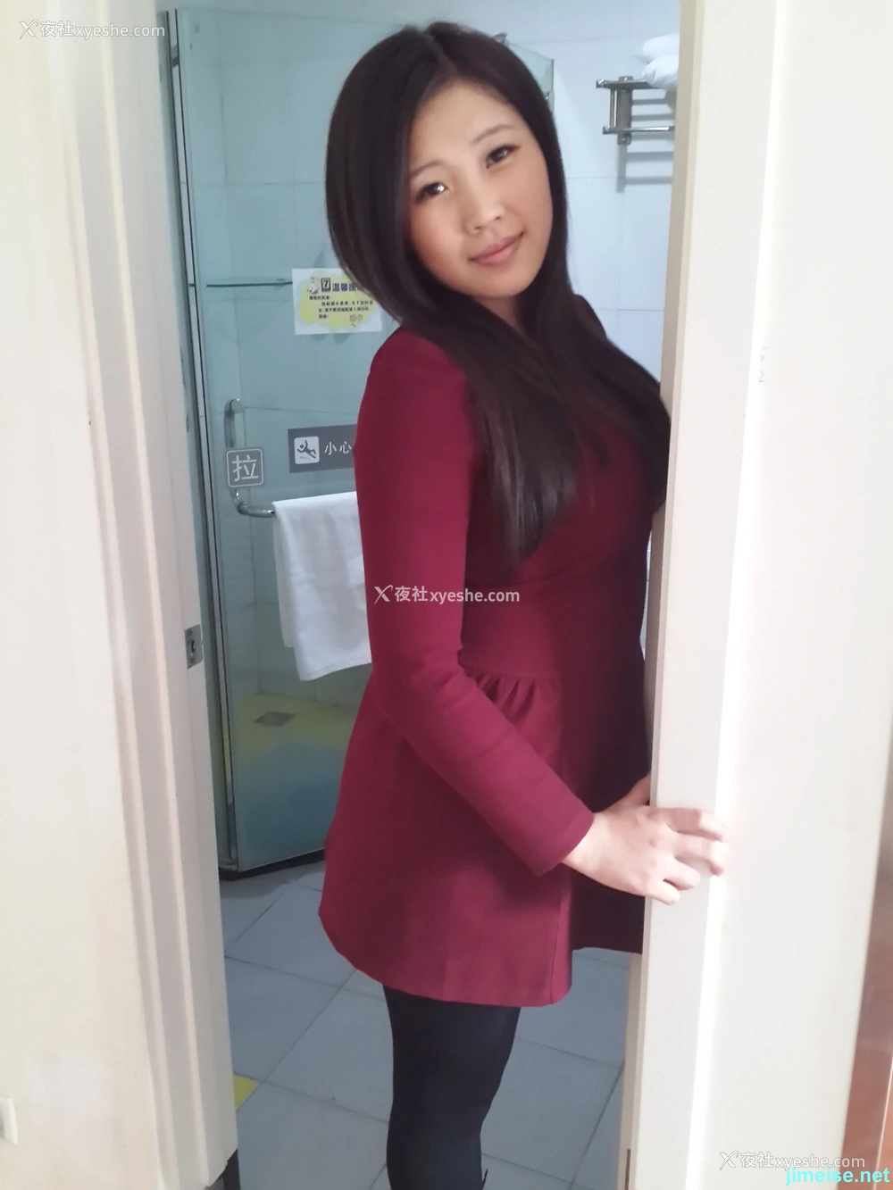 1P - 国模美美人体私拍套图