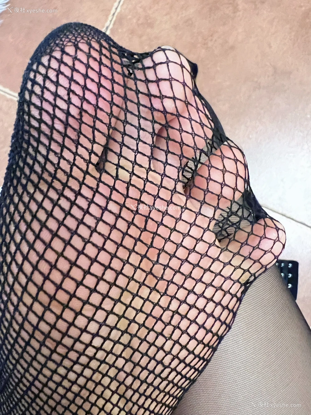 1P - 纪念小小V – 黑丝网洞