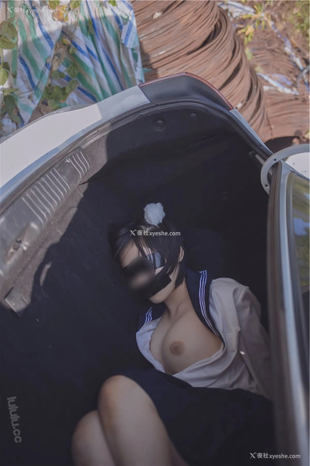 1P - 网红悠宝三岁绑架JK塞进后备箱无圣光人体写真