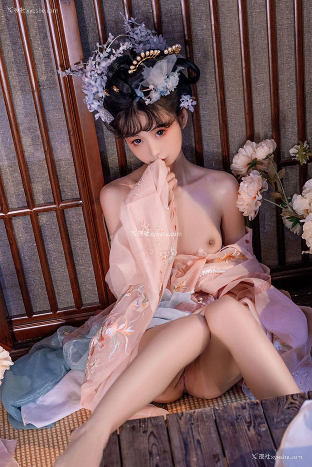 1P - 福利姬金鱼kinngyo 碧窗梦无圣光唯美图集