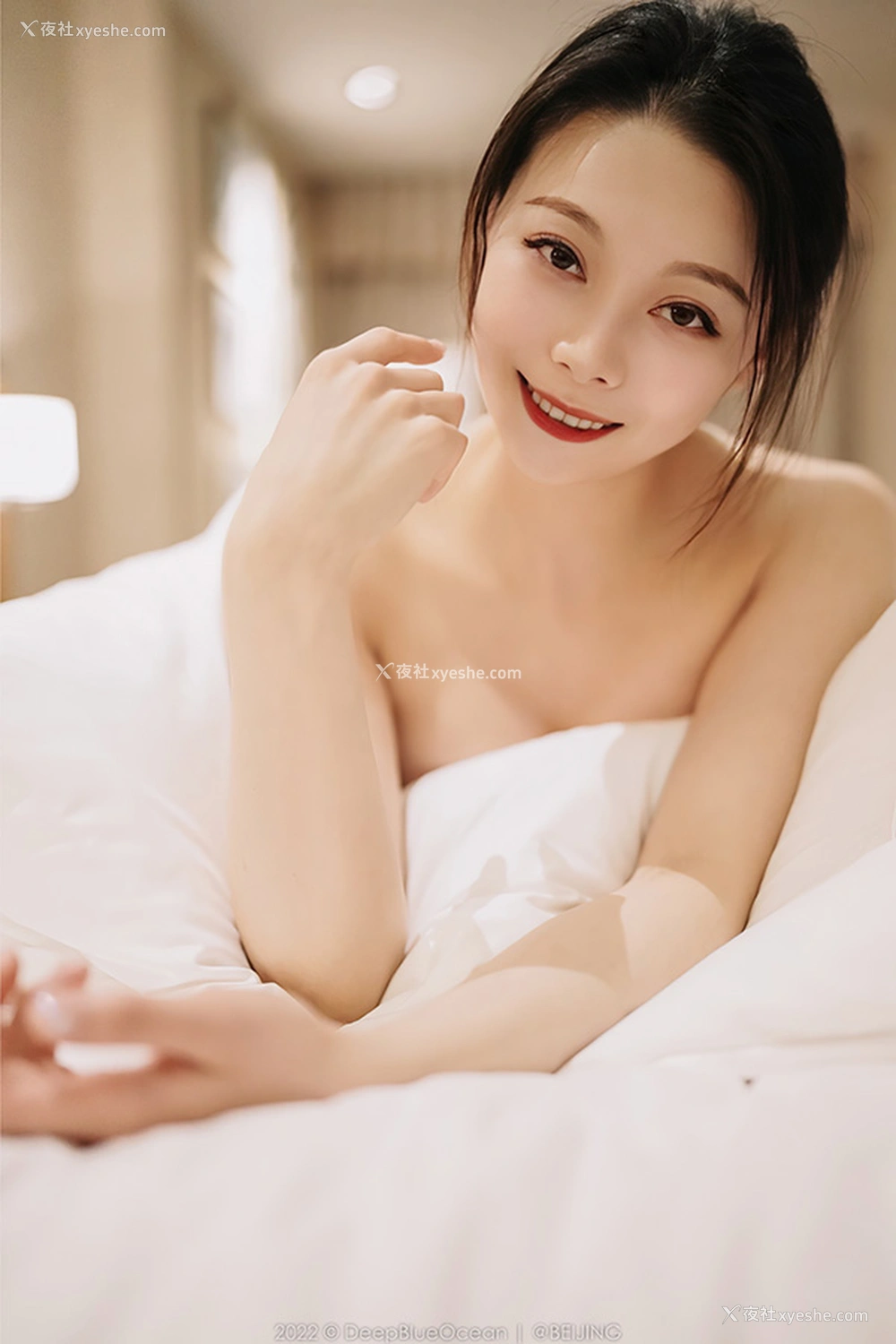 1P - 美女模特语梦裸体瑜珈无圣光写真身段优美3