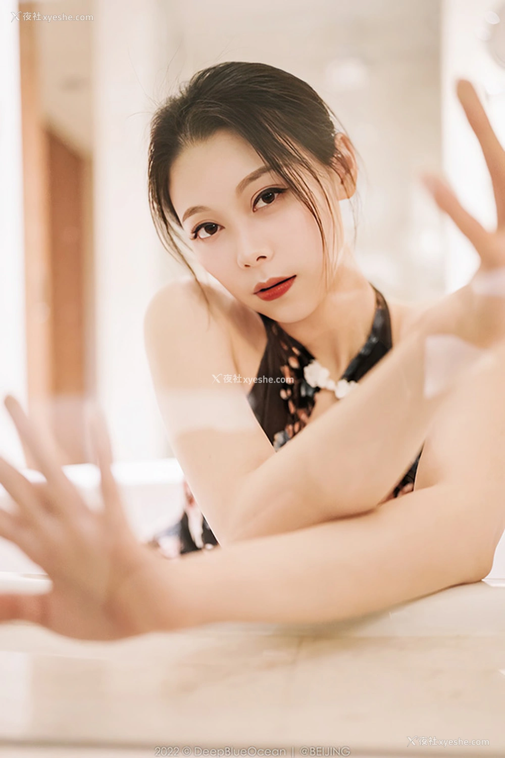 1P - 美女模特语梦裸体瑜珈无圣光写真身段优美3
