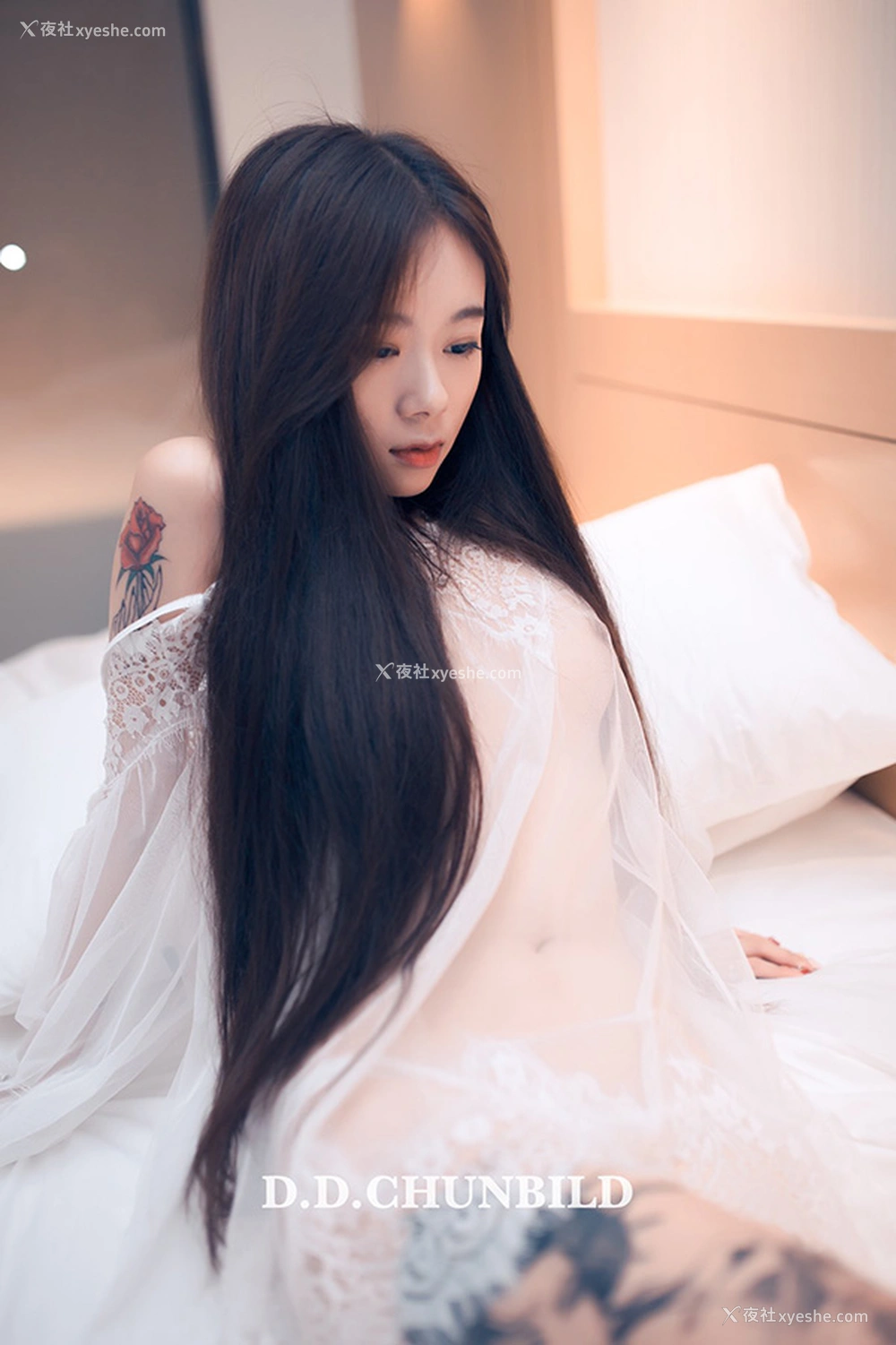 1P - 摄影师D.D.CHUNBILD出品尺度人体图集